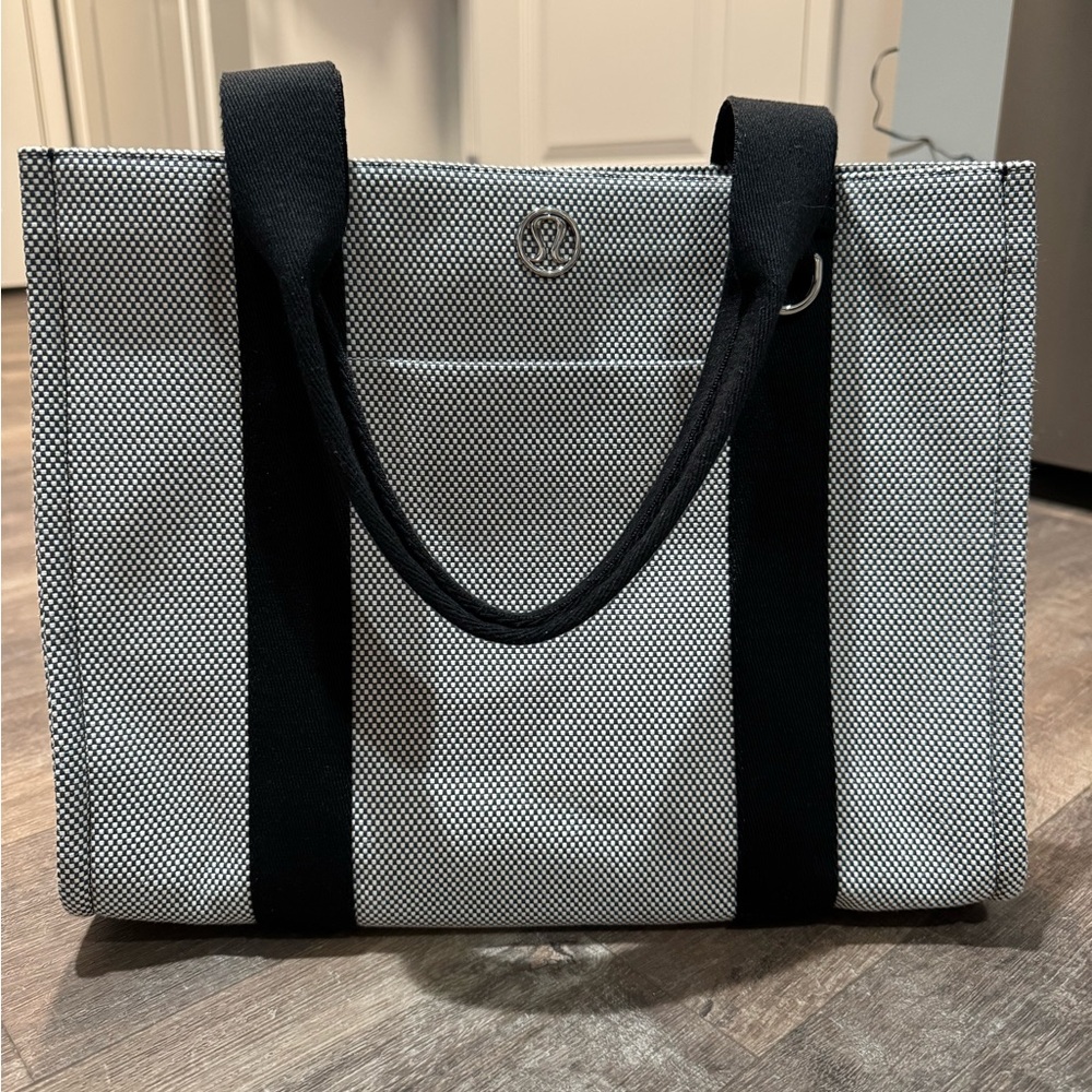 lululemon Two-Tone Canvas Tote Bag 10L